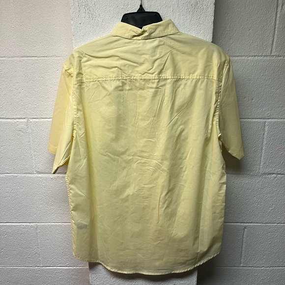 Basic Editions Men's Light Yellow Button Down Shirt. Size Large - Picture 5 of 5